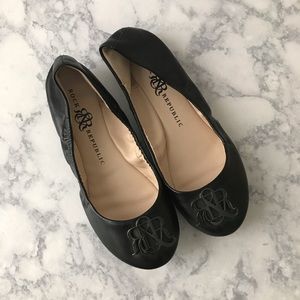 Rock & Republic black icon flats size 7